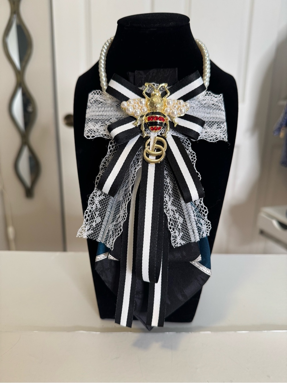 Pearl & Ribbon Statement Necklace Tie Necklace - Picture 3 of 4